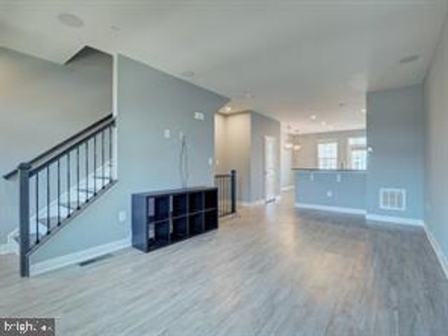 9940 NEW POINTE DR, Upper Marlboro, MD 20774