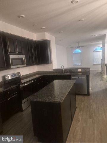 9940 NEW POINTE DR, Upper Marlboro, MD 20774