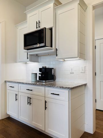 103 Grace Hvn, Hillsboro, TN 37342