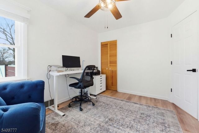 6 MacLennan Place, Fanwood Boro, NJ 07023