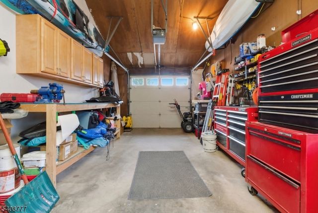 6 MacLennan Place, Fanwood Boro, NJ 07023