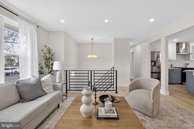 603 HOBART DR, Clementon, NJ 08021