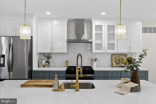 603 HOBART DR, Clementon, NJ 08021