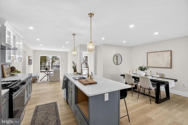 603 HOBART DR, Clementon, NJ 08021