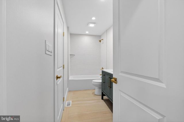 603 HOBART DR, Clementon, NJ 08021