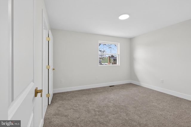 603 HOBART DR, Clementon, NJ 08021