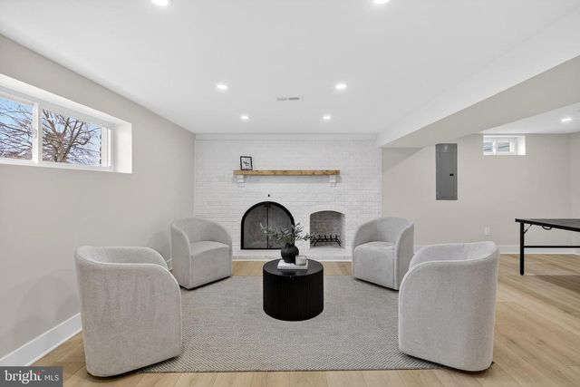 603 HOBART DR, Clementon, NJ 08021