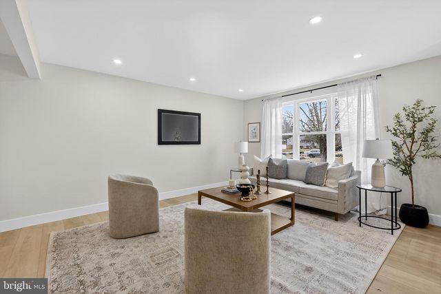 603 HOBART DR, Clementon, NJ 08021