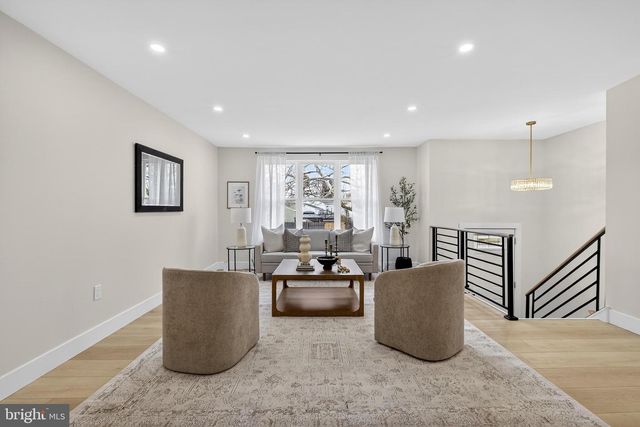 603 HOBART DR, Clementon, NJ 08021