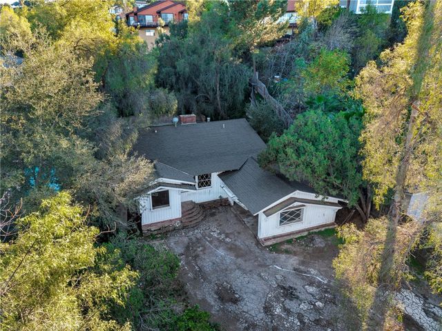 20922 Clarin Street, Woodland Hills, CA 91364