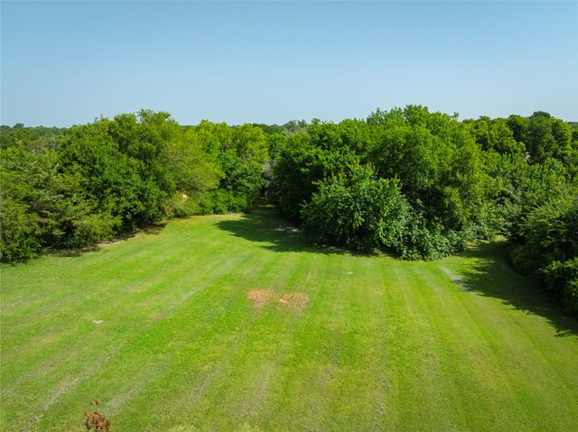 6 Highridge Farms Road, Lowry Crossing, TX 75069