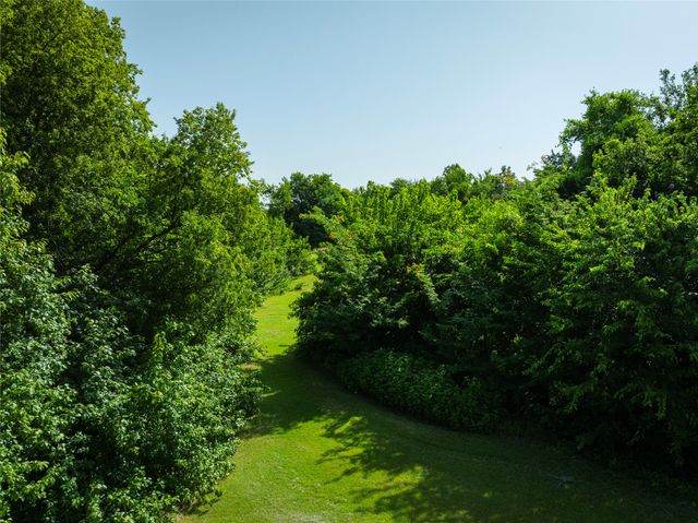 6 Highridge Farms Road, Lowry Crossing, TX 75069