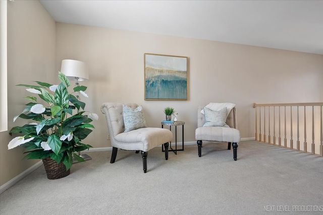 103 Locksley Drive, Streamwood, IL 60107