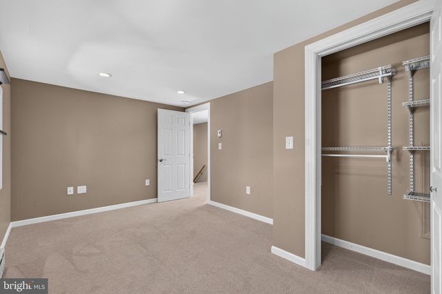 320 N RAILROAD ST, Tamaqua, PA 18252