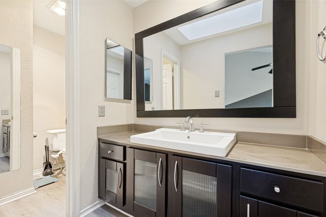 3635 Garden Brook Drive 14100, Farmers Branch, TX 75234