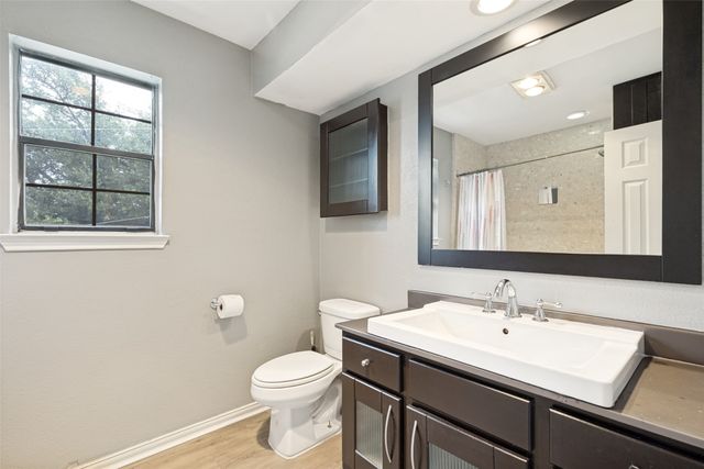 3635 Garden Brook Drive 14100, Farmers Branch, TX 75234