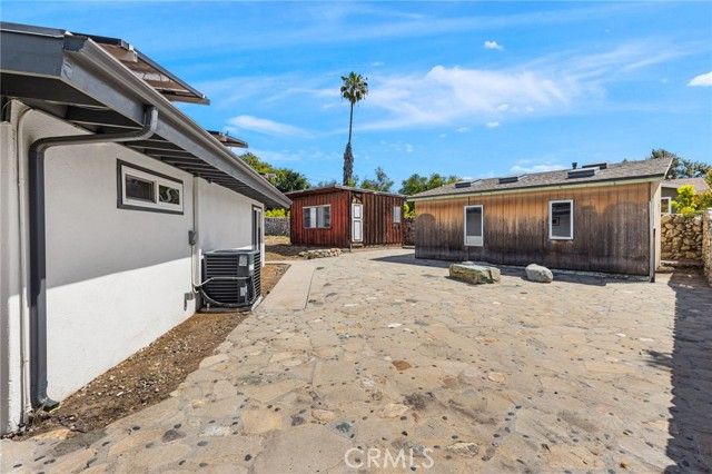 1690 N Mills, Claremont, CA 91711