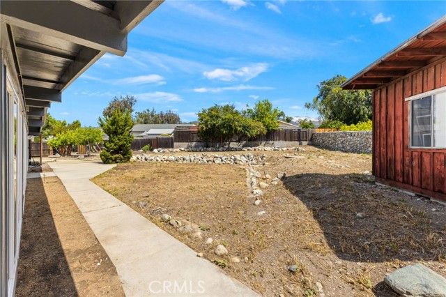 1690 N Mills, Claremont, CA 91711