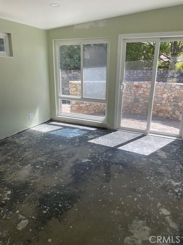 1690 N Mills, Claremont, CA 91711