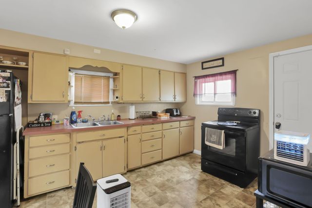 2261 Medina Avenue, Columbus, OH 43211