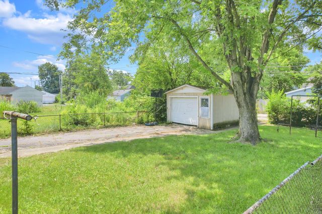 2261 Medina Avenue, Columbus, OH 43211