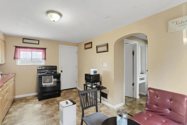 2261 Medina Avenue, Columbus, OH 43211