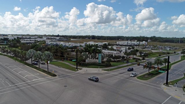 20637 Simone Drive, Loxahatchee, FL 33470