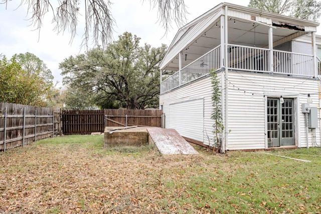 2202 COOKE AVENUE, Wichita Falls, TX 76308