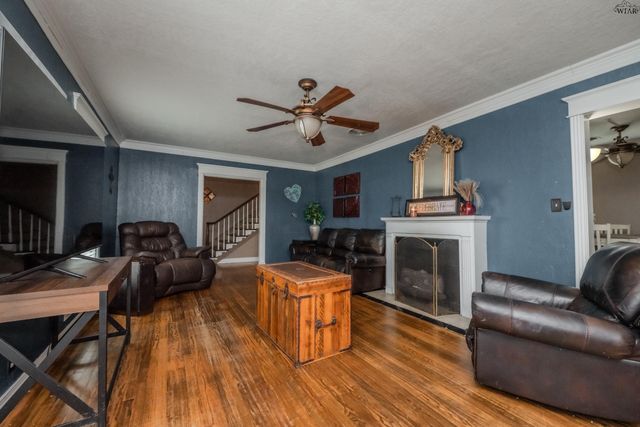 2202 COOKE AVENUE, Wichita Falls, TX 76308