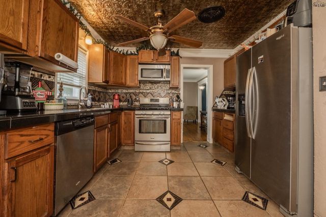 2202 COOKE AVENUE, Wichita Falls, TX 76308