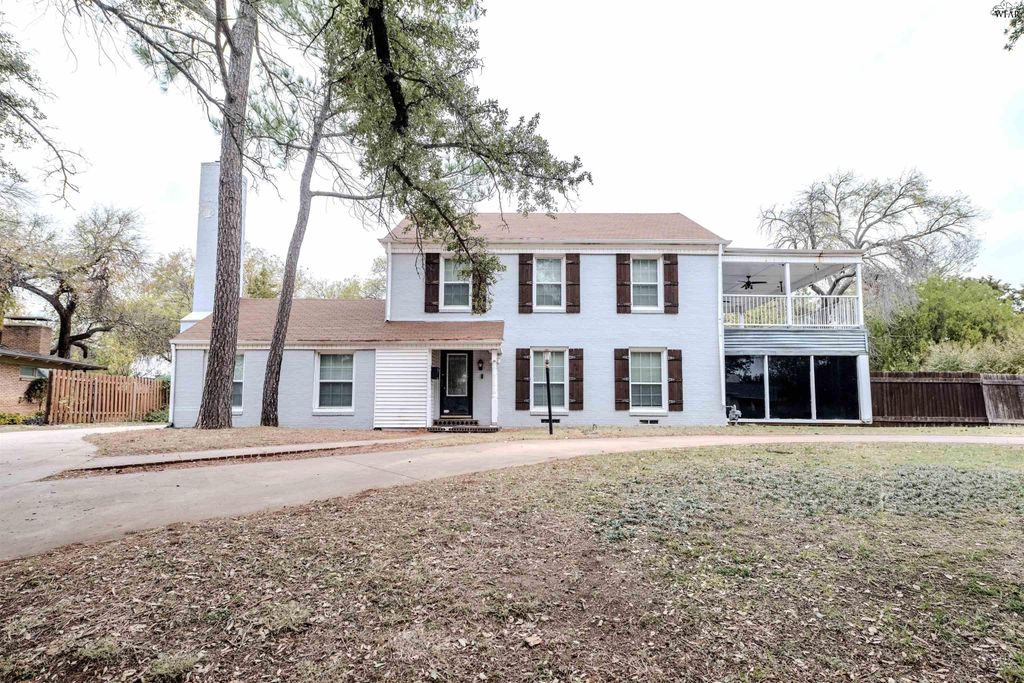 2202 COOKE AVENUE, Wichita Falls, TX 76308