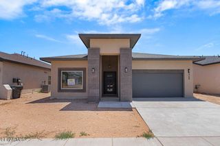 128 Organ Trail, Santa Teresa, NM 88008
