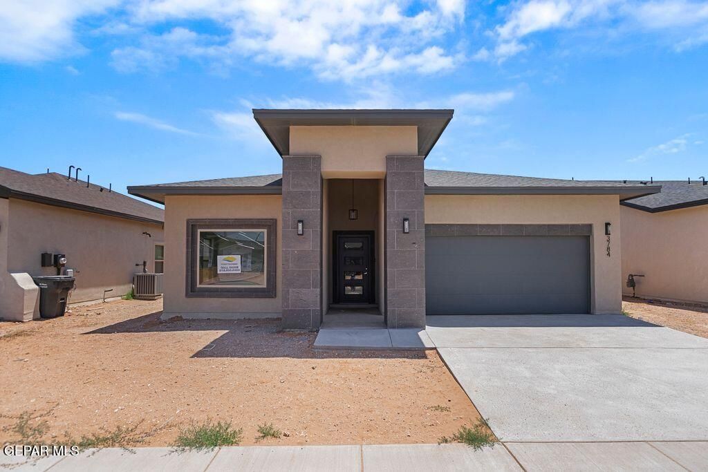 128 Organ Trail, Santa Teresa, NM 88008
