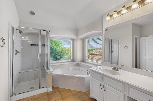 1343 Valley Vista Drive, Irving, TX 75063