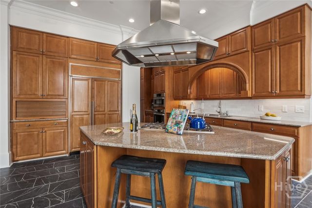 2 E Perry Lane Units A, B and C, Savannah, GA 31401