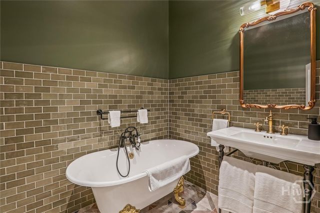 2 E Perry Lane Units A, B and C, Savannah, GA 31401