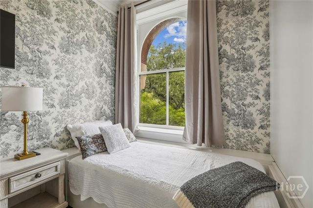 2 E Perry Lane Units A, B and C, Savannah, GA 31401