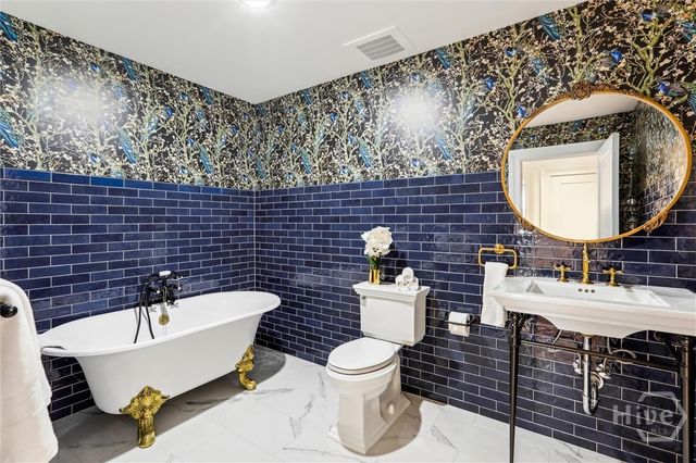 2 E Perry Lane Units A, B and C, Savannah, GA 31401