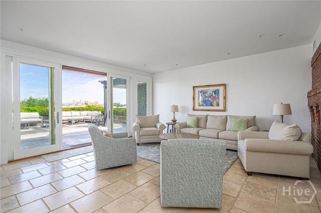 2 E Perry Lane Units A, B and C, Savannah, GA 31401