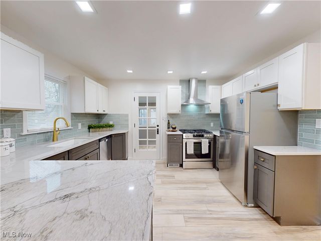 3513 Boynton Road, Cleveland Heights, OH 44121