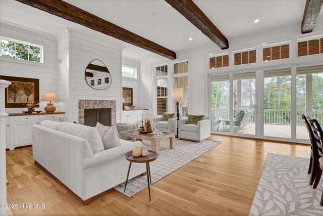 2225 S Live Oak Parkway, Wilmington, NC 28403