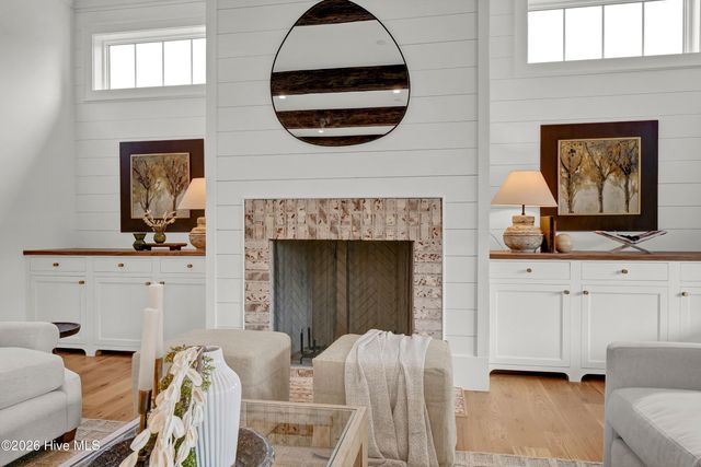 2225 S Live Oak Parkway, Wilmington, NC 28403