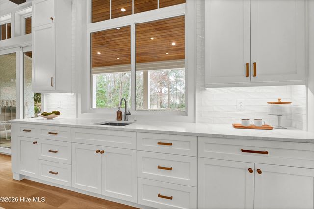 2225 S Live Oak Parkway, Wilmington, NC 28403