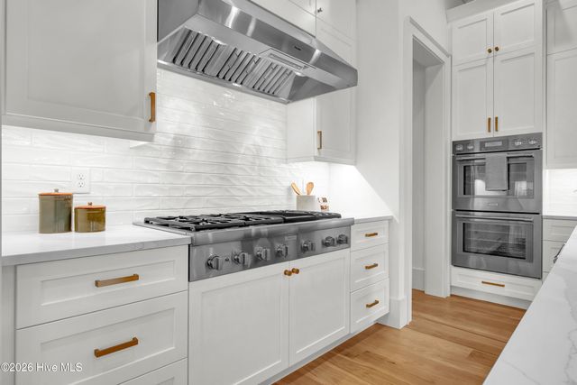 2225 S Live Oak Parkway, Wilmington, NC 28403