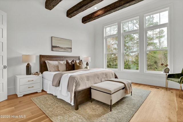 2225 S Live Oak Parkway, Wilmington, NC 28403