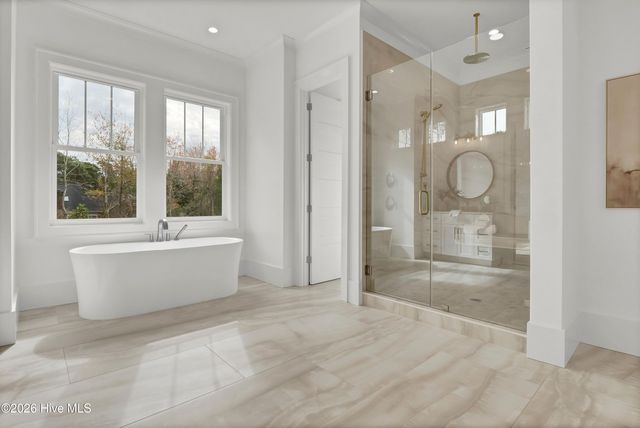 2225 S Live Oak Parkway, Wilmington, NC 28403