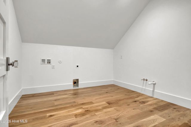 2225 S Live Oak Parkway, Wilmington, NC 28403