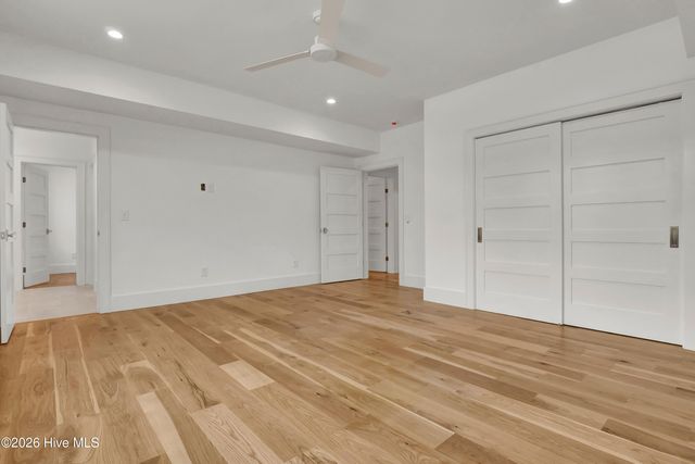 2225 S Live Oak Parkway, Wilmington, NC 28403