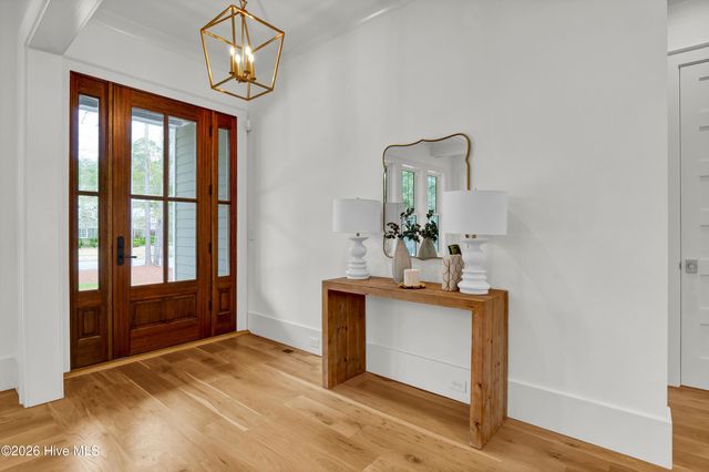 2225 S Live Oak Parkway, Wilmington, NC 28403