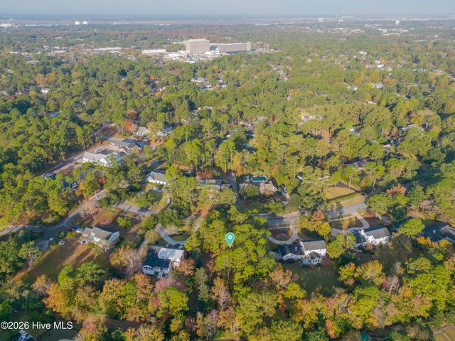 2225 S Live Oak Parkway, Wilmington, NC 28403